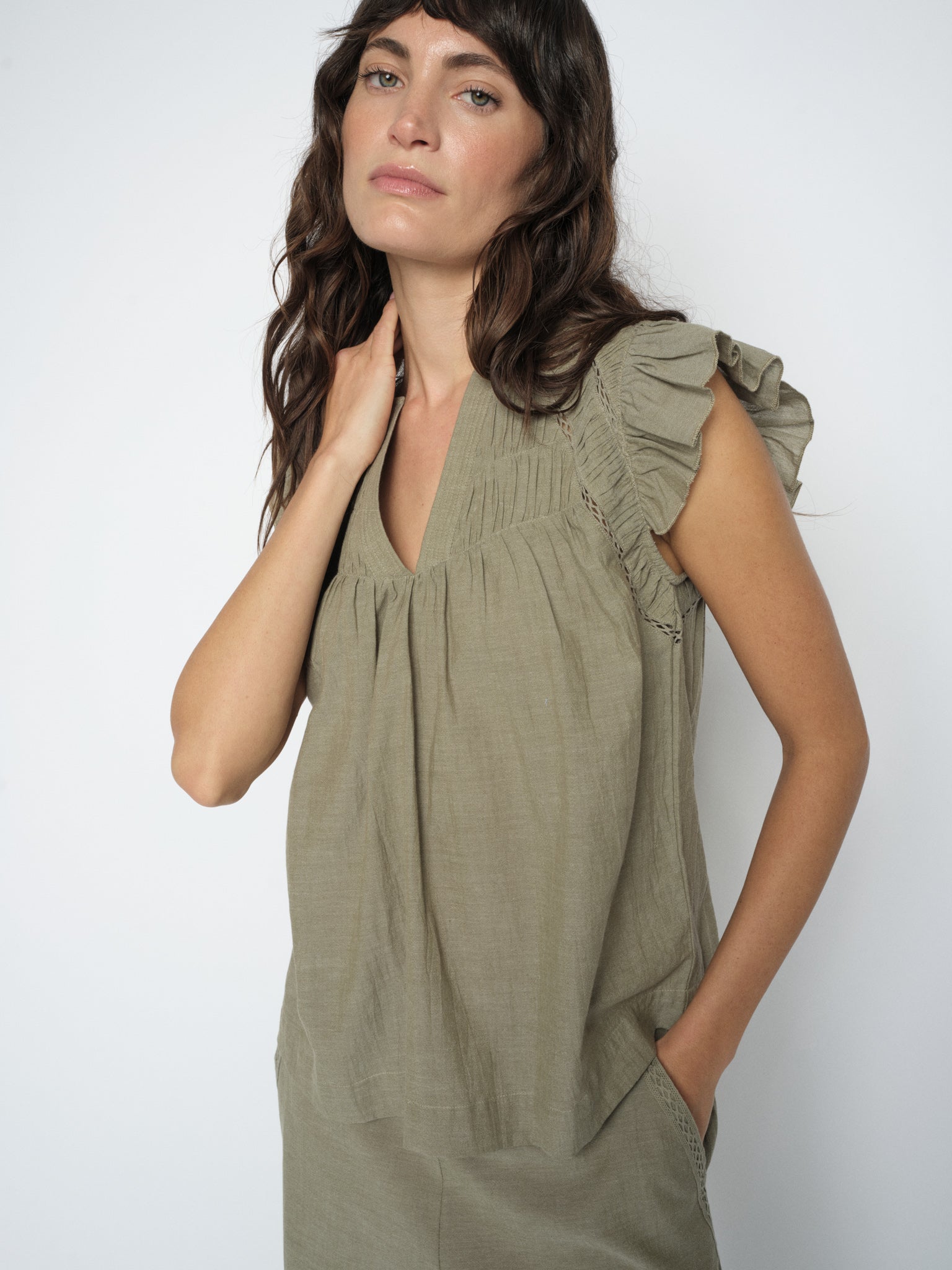 Modelshot / Burnt Olive / Detail